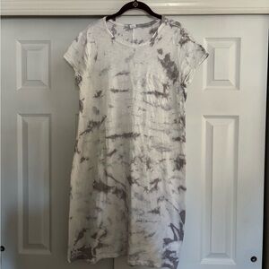 🚗$10 MOVING SALE🚗GAP Gray and White Tie-Dye versatile dress, EXPIRES SOON